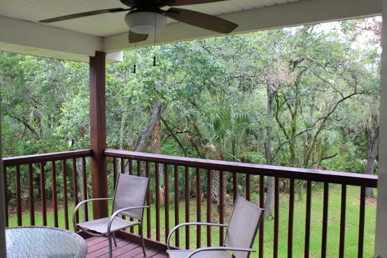 Treehouse Villa Tampa ABD