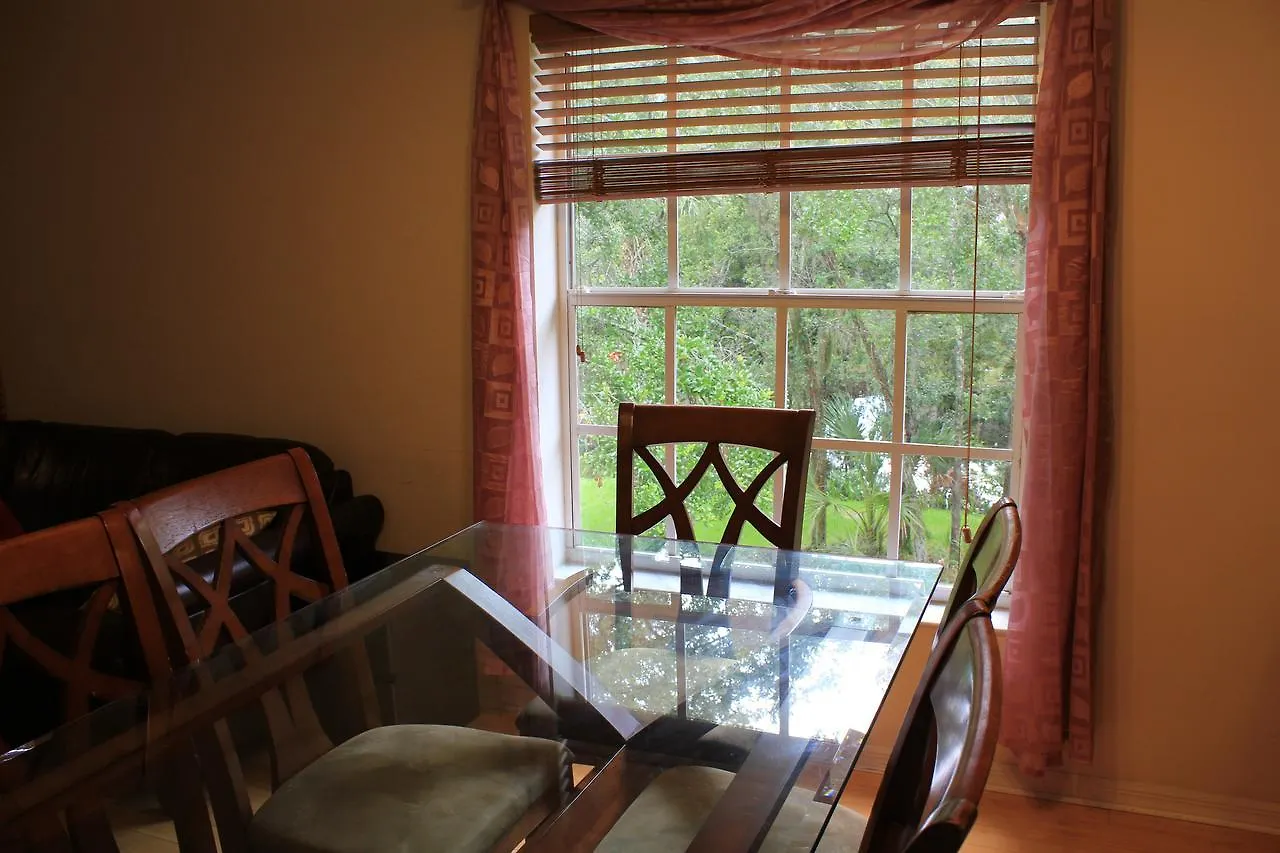 Nyaraló Treehouse Villa Tampa